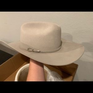 Rodeo King Cowboy Hat NEVER WORN !!!